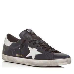 Golden Goose Deluxe Brand
Unisex Superstar Leather Low-Top Sneakers